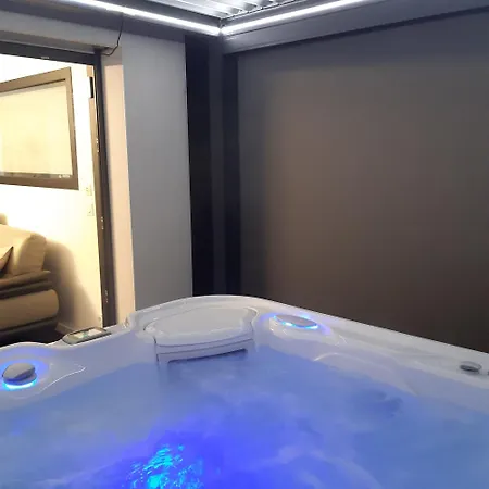 Sittelles Cube * كونكارنو